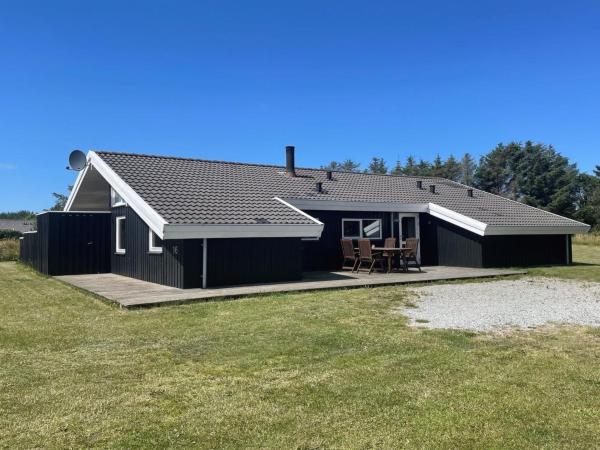 På billedet ses objektet Holiday Home Franka - 950m from the sea by Interhome beliggende i byen Hjørring.