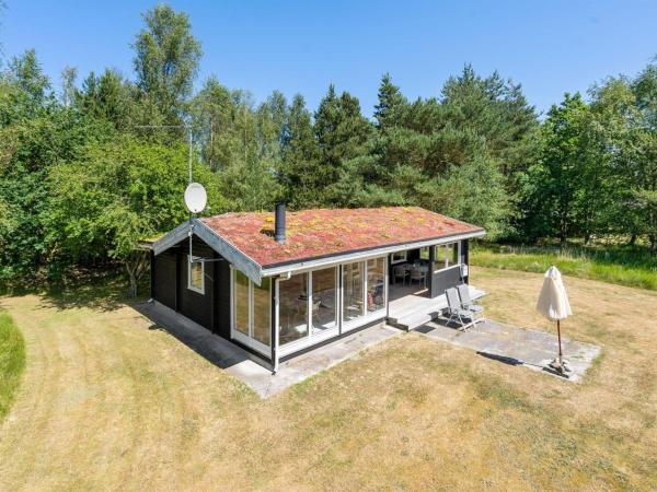 A la foto es mostra l'objecte Holiday Home Tuba - 600m from the sea by Interhome situat a la ciutat de Læsø.