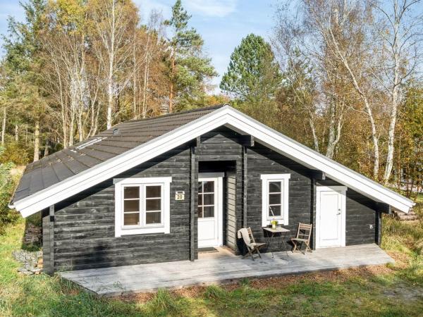 Na fotografii je vidět objekt Holiday Home Tanas - 2km from the sea by Interhome nacházející se ve městě Ålbæk.