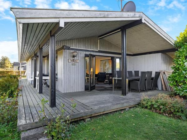 På billedet ses objektet Holiday Home Kajsa - 250m from the sea by Interhome beliggende i byen Svendborg.