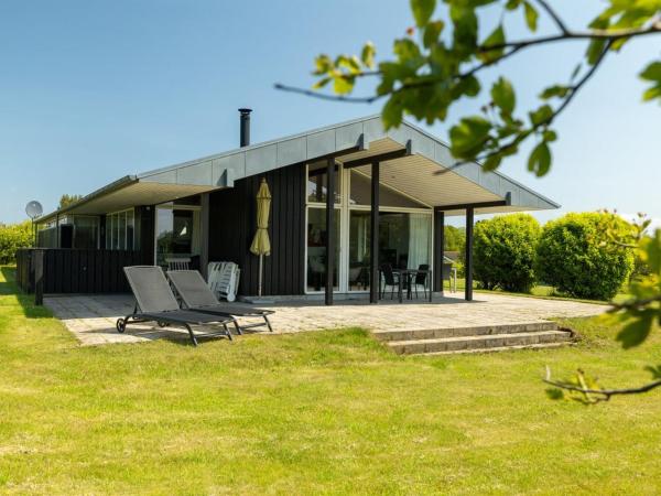 A la foto es mostra l'objecte Holiday Home Erlinda - 600m from the sea by Interhome situat a la ciutat de Humble.