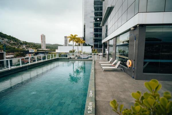 På billedet ses objektet Hilton Garden Inn Praia Brava beliggende i byen Itajaí.