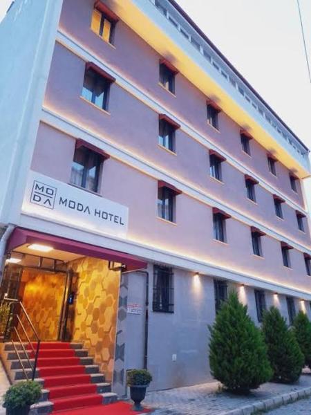 The photo shows the Manolya apart located in the city of Qullar.