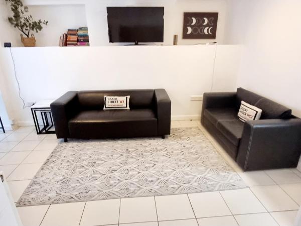 På billedet ses objektet Kent 1 bedroom apartment 2 mins walk to Gravesend Station & Town Centre beliggende i byen Gravesend.