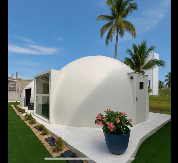 En la foto se muestra el objeto Casa Galileo ubicado en la ciudad de Barra de Navidad.