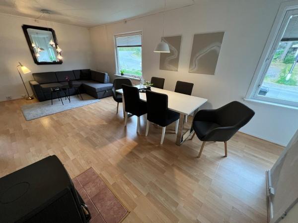 På bildet vises objektet Central trainstation apartment som ligger i byen Narvik.