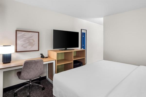 Foto 4: Spark by Hilton Kent Seattle