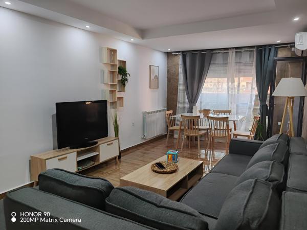 Na fotografii je vidět objekt A nice apartment in a good location! nacházející se ve městě Bir el Djir.
