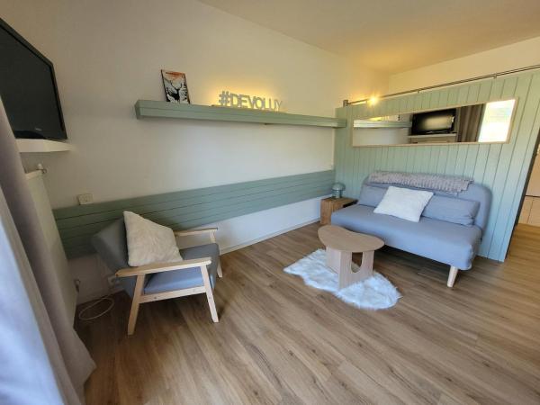 照片显示了位于Le Dévoluy市的appartement 6 couchages superdevoluy物件。