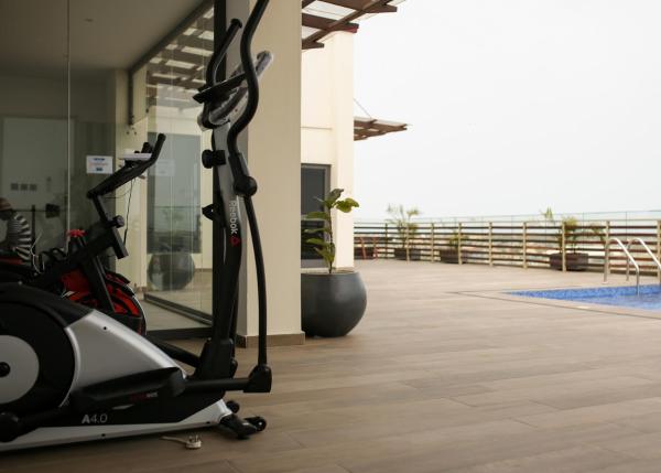 The photo shows the Akwaaba Retreats located in the city of Tema.