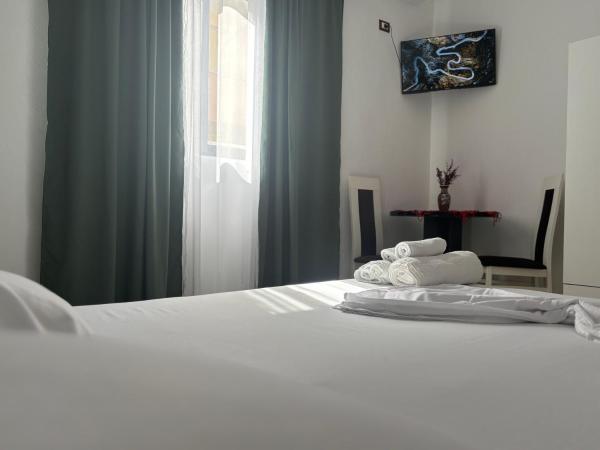 Na fotografii je vidět objekt Villa Zeqaj nacházející se ve městě Durrës.