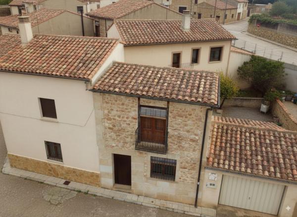 A la foto es mostra l'objecte Casa Rural Las Tejas - Ideal para Familias y Grupos situat a la ciutat de Ríoseco de Soria.