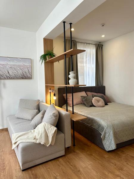 A la foto es mostra l'objecte AMRÉ apartments - Quiet & Cozy stay in Riga Center - SELF CHECK-IN situat a la ciutat de Riga.
