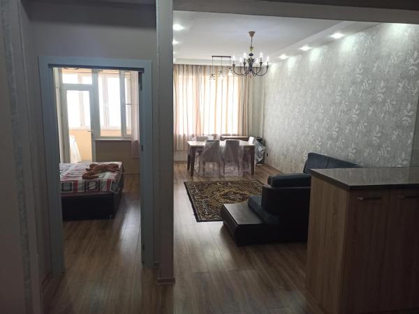 A la foto es mostra l'objecte 2-Room 6 situat a la ciutat de Sumqayit.