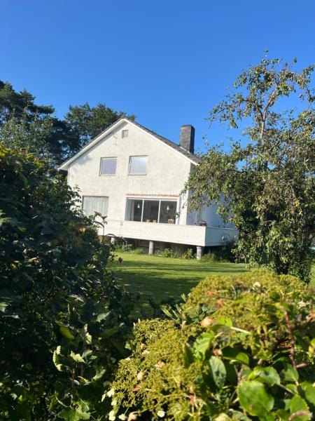 På billedet ses objektet Cozy detached house for rent at Sandnes stadium beliggende i byen Sandnes.