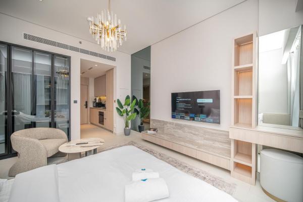 Na zdjęciu widoczny jest obiekt Modern Studio Apartment for Rent Fully Furnished położony w mieście Dubaj.