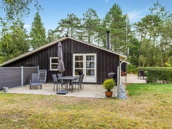 På billedet ses objektet Holiday Home Troen - 3-8km from the sea by Interhome beliggende i byen Kongsmark.