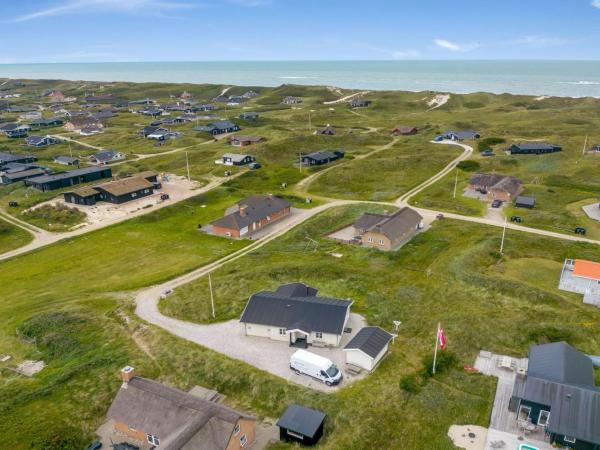 Na fotografii je vidět objekt Holiday Home Elfi - 700m from the sea by Interhome nacházející se ve městě Ringkobing.