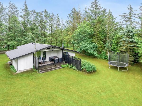 A la foto es mostra l'objecte Holiday Home Suri - 200m to the fjord by Interhome situat a la ciutat de Thyholm.