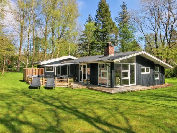 Na fotografii je vidět objekt Holiday Home Gretl - 31km from the sea by Interhome nacházející se ve městě Arrild.