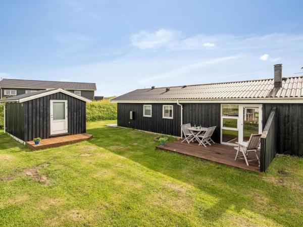 照片显示了位于Nørre Lyngby市的Holiday Home Niesina - 200m from the sea by Interhome物件。