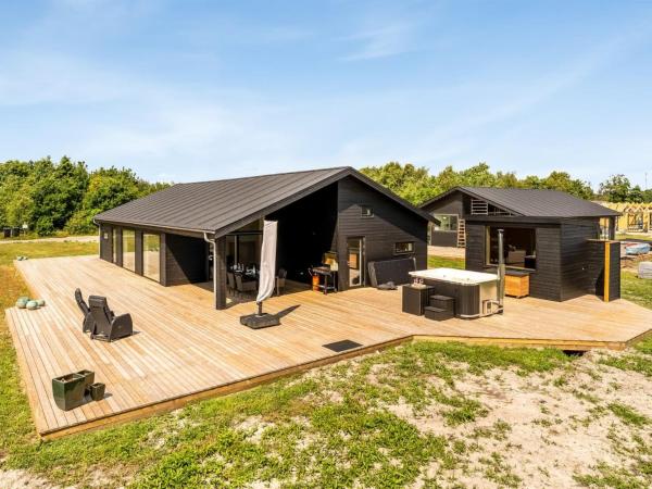 På billedet ses objektet Holiday Home Mads - 700m from the sea by Interhome beliggende i byen Sæby.