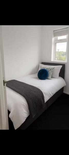 Foto 2: Spacious, Roundhay, LS8, Parking x 2, Sleeps 6