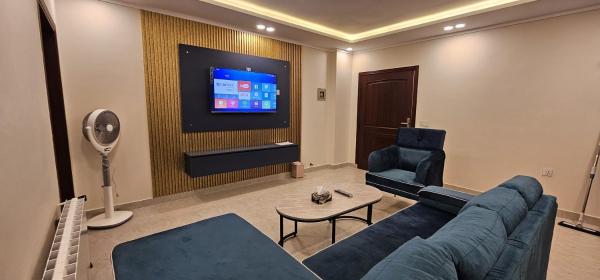 A la foto es mostra l'objecte Family Suite with view situat a la ciutat de Murree.