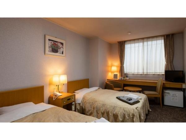 A la foto es mostra l'objecte Hotel Symphony - Vacation STAY 37096v situat a la ciutat de Sagae.