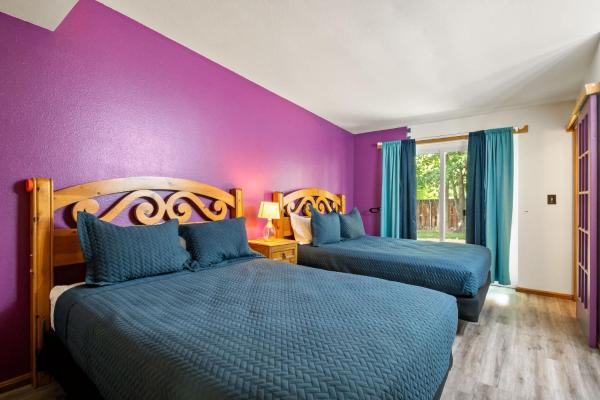 A la foto es mostra l'objecte Adventure Haven Near Downtown - Rose Tree 3 situat a la ciutat de Moab.