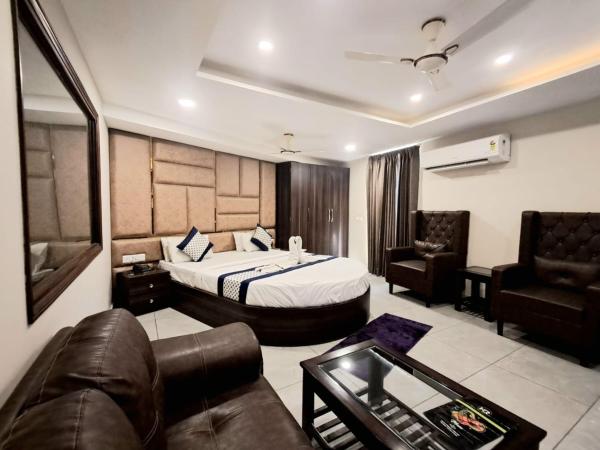 A la foto es mostra l'objecte Hotel Ludhiana Regency situat a la ciutat de Dorāha.