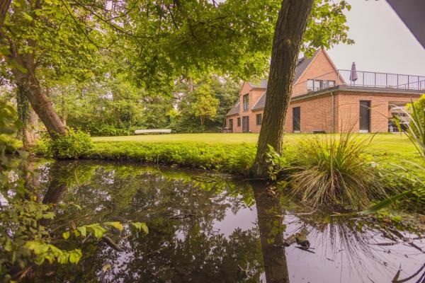 Auf dem Foto ist das Objekt Lake House Central Lyngby in der Stadt Kongens Lyngby zu sehen.