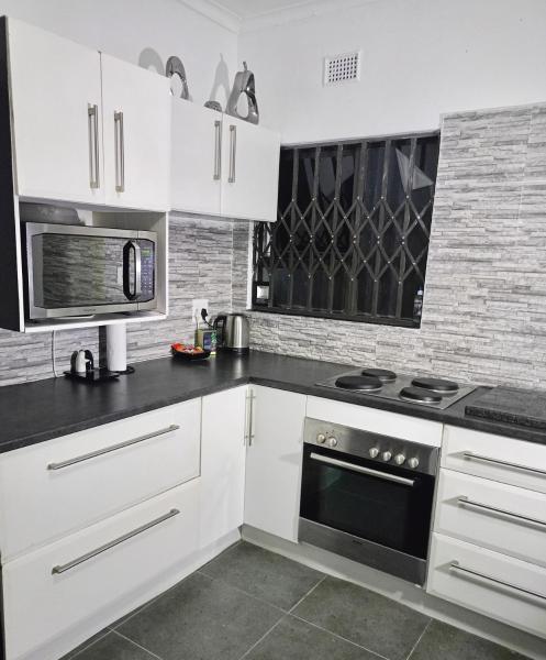 Vanilla Lee Guest House - Richards Bay