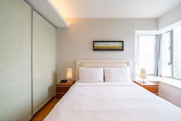 A la foto es mostra l'objecte Stylish 2BR 1 Living Room Apartment Yongxin Century situat a la ciutat de Xangai.