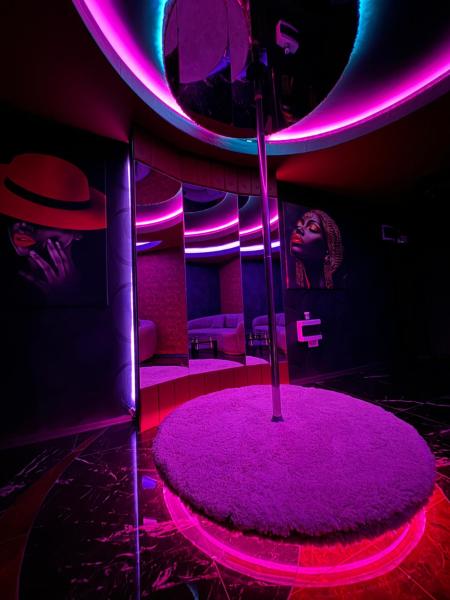 Foto 2: Infinityrooms
