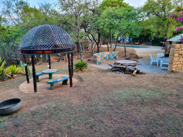 Na foto é possível ver o objeto Pumba's Den Kranspoort localizado na cidade de Winterkamp.