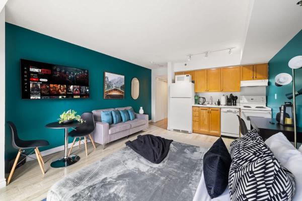 A la foto es mostra l'objecte Central Haven Modern Downtown Studio situat a la ciutat de London.