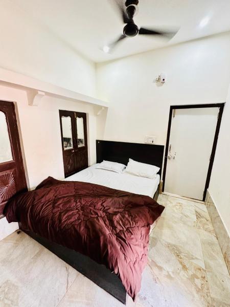 写真にはPokaran市にあるHotel Suraj Haveliが写っています。