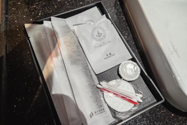 Zdjęcie 3: 船长五号青年酒店东华大学延安西路地铁站店