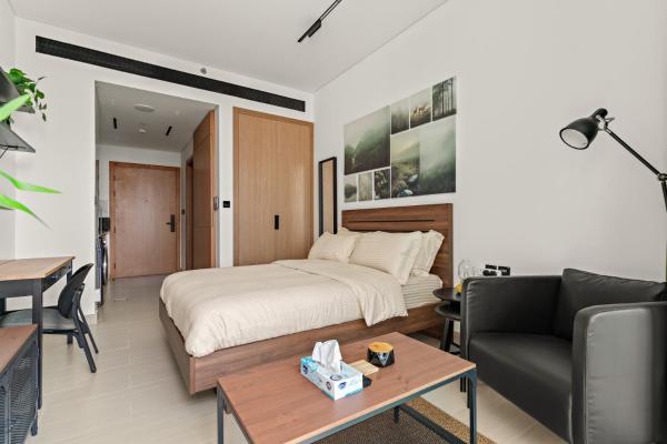 Modern Studio With Pool & Gym - Prime Jvc Location - 杜拜