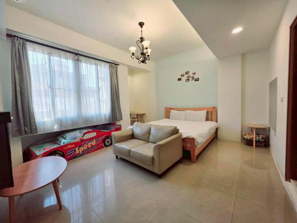 写真には埔里市にあるQ Houseが写っています。