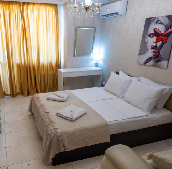 Megy's 3rd Top Central Room, Sofia