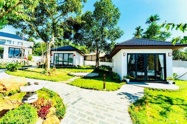 A la foto es mostra l'objecte Quang Minh Villa situat a la ciutat de Ba Vì.