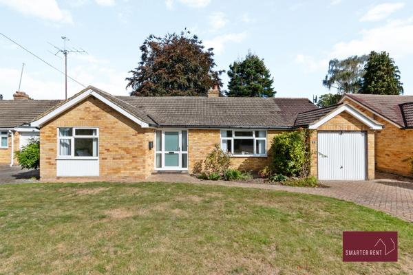 A la foto es mostra l'objecte Three Bed Bungalow - Finchampstead situat a la ciutat de Finchampstead.