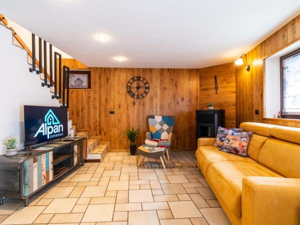 ALP HOUSE - a 10' da Aosta con Giardino Privato, Roisan