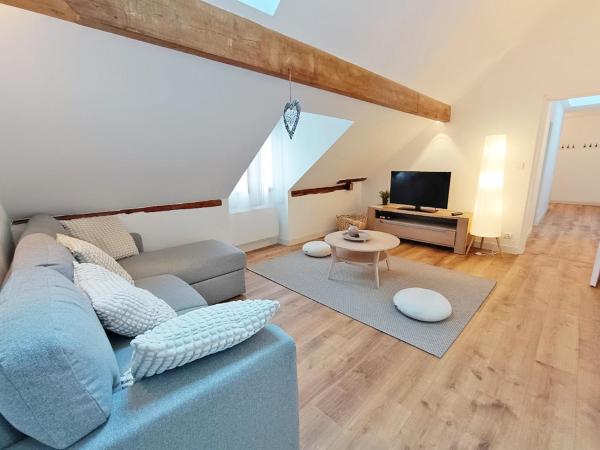 På billedet ses objektet Charanse, T4, wifi, centre Luchon beliggende i byen Bagnères-de-Luchon.