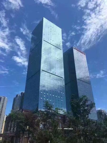 照片显示了位于Xianlang市的青岛健信国际大酒店物件。