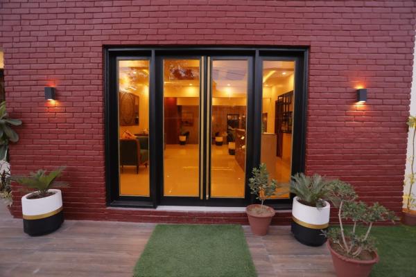 Hotel Book & Stay, Dargai