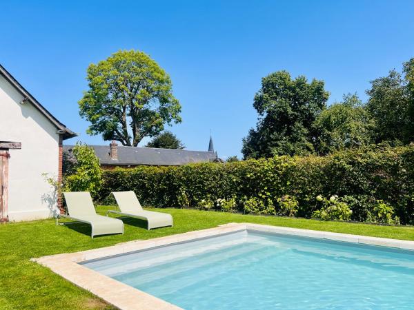 På billedet ses objektet Maison Normande avec Piscine extérieure chauffée beliggende i byen Longchamps.