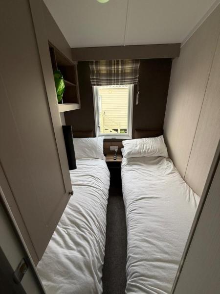 Foto 3: Paddocks 24 - Coastfields Holiday Village - Meadow Lakes Caravan Hire